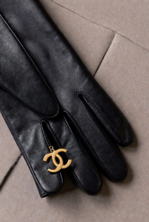 Chanel Leather Gloves